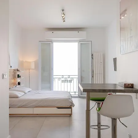 Beau Studio Le Grand Palais 100M Des Plages Juan-les-Pins Exterior photo